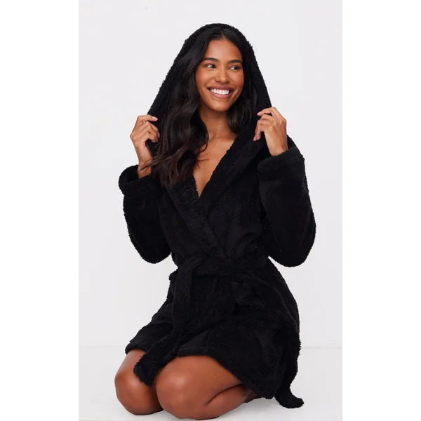 PRETTYLITTLETHING Black Fluffy Bath Robe