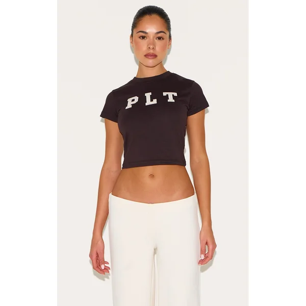 PRETTYLITTLETHING Chocolate Fitted T Shirt