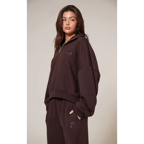 PRETTYLITTLETHING Chocolate Half Zip Embroidered Sweatshirt