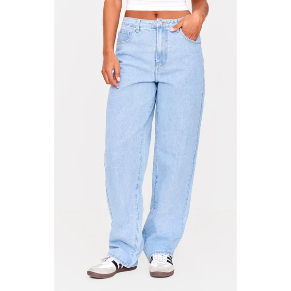 PRETTYLITTLETHING Light Blue Wash High Waist Boyfriend Jeans