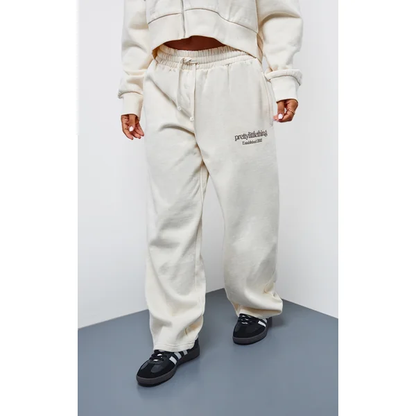 PRETTYLITTLETHING Petite Cream Premium Print Wide Leg Sweatpants