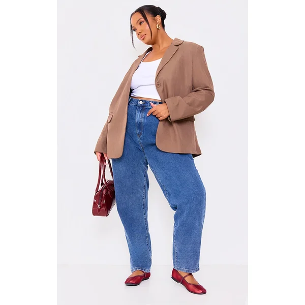 PRETTYLITTLETHING Plus Vintage Wash Mom Jeans