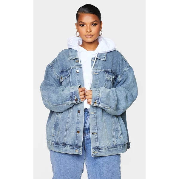 PRETTYLITTLETHING Plus Vintage Wash Oversized Boyfriend Denim Jacket