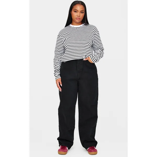 PRETTYLITTLETHING Plus Washed Black Boyfriend Jeans