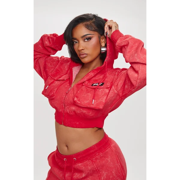 PRETTYLITTLETHING Shape Washed Red Shape Cargo Cropped Hoodie