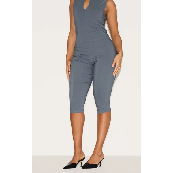 Shape Charcoal Stretch Woven Pintuck Capri Pants