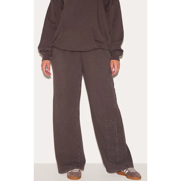 Shape PrettyLittleThing Chocolate Sweatpants
