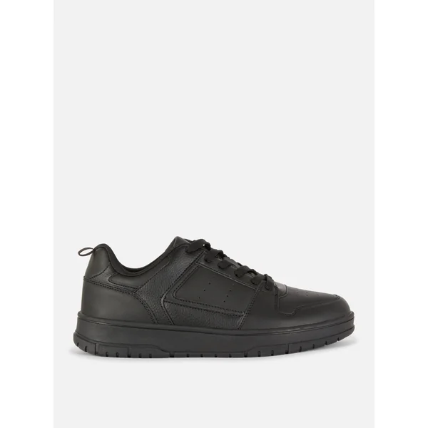 Sporty Paneled Low Tops - Black