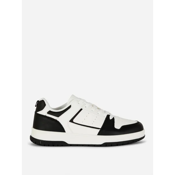 Sporty Paneled Low Tops - Black/White