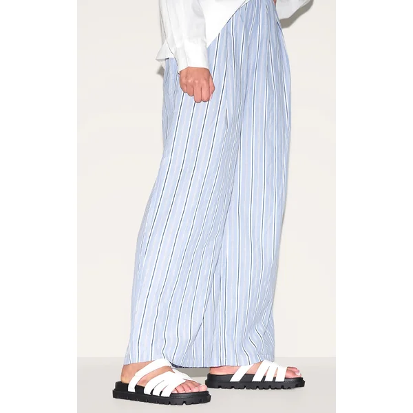 White Wide Fit Pu Round Toe Velcro Strap Chunky Sandals