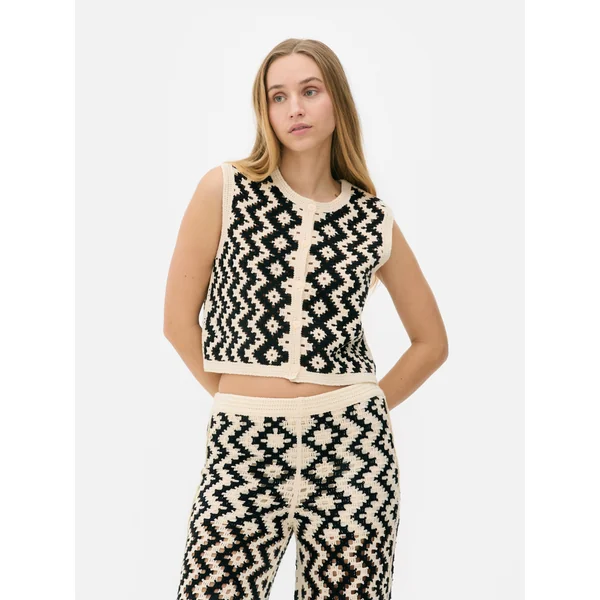 Zigzag Crochet Vest - Black/White